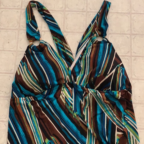 Long halter style dress with padded built in bra - Picture 3 of 7